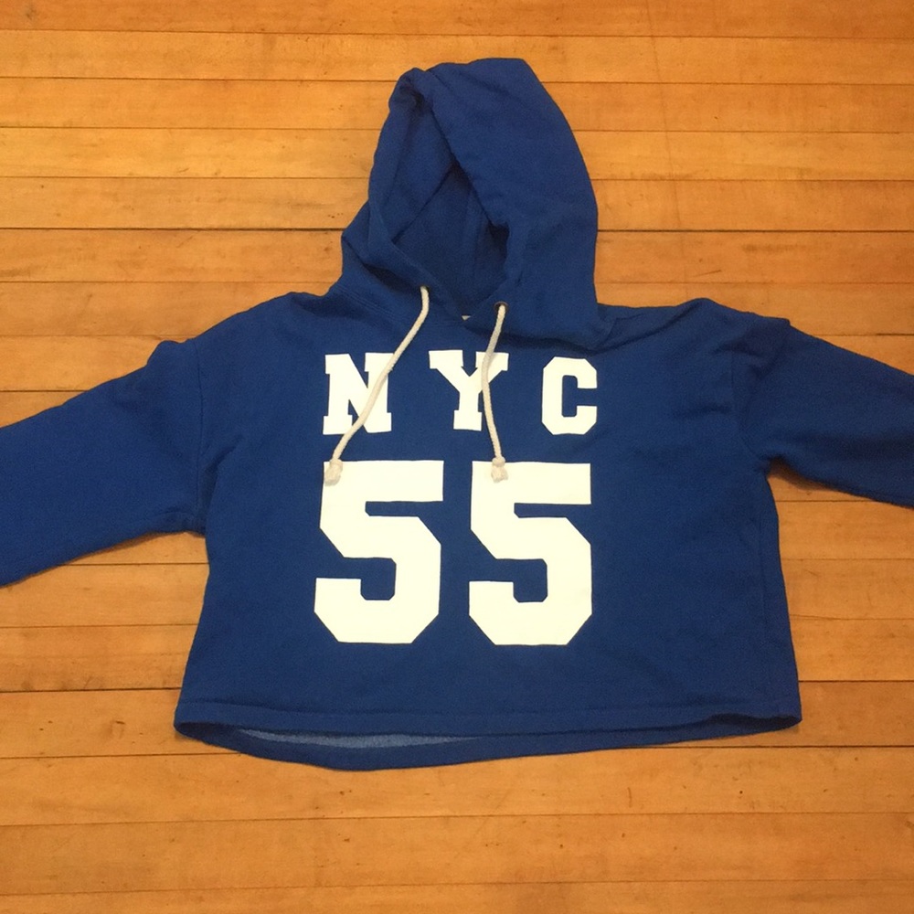 Cropped sweatshirt
